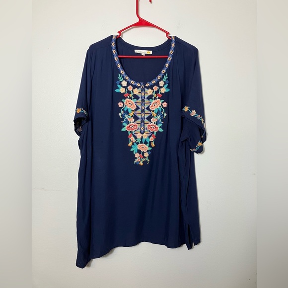 Embroidered Navy Blue Women's‎ Top - Picture 1 of 10